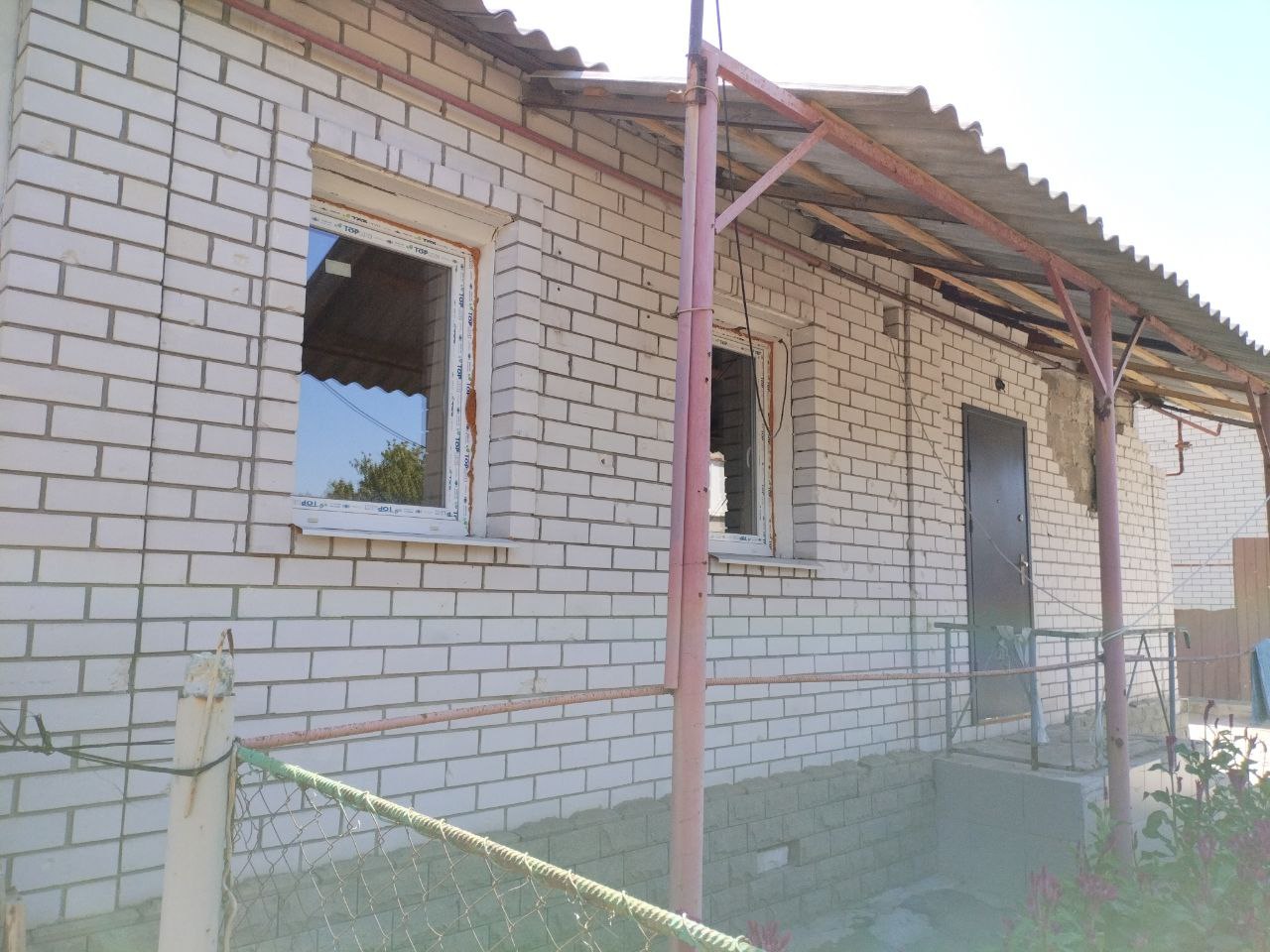 Продается трехкомнатный дом в Мариуполе